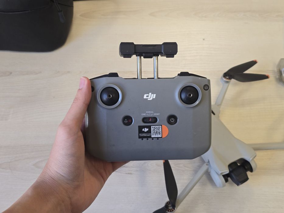 DJI Mini 3 с сумкой, 4К HDR
