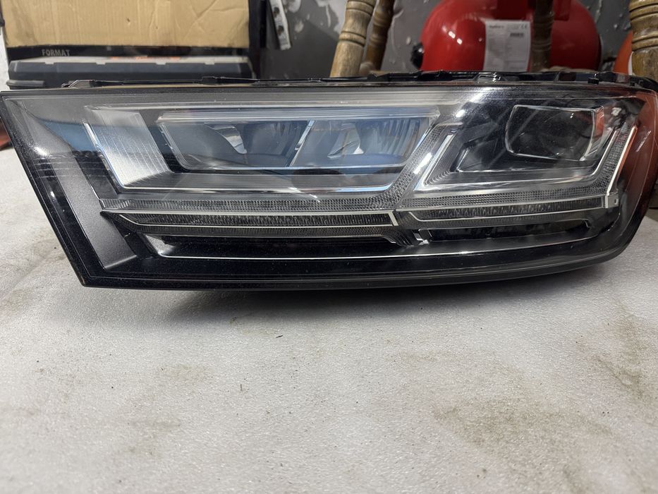 Audi Q7 4M LED фарове 4M0941034B 4M0941033B