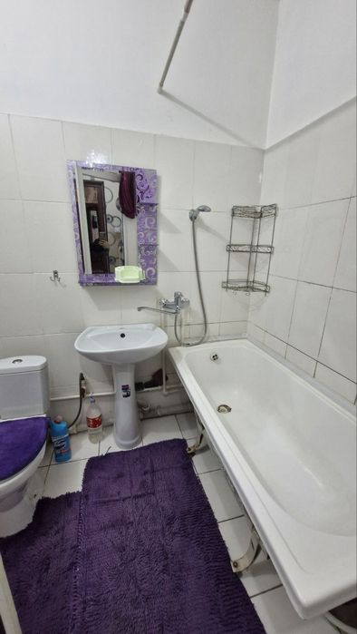 ЧИРЧИК ШАХРИДА арендага  КВАРТИРА  10-микрорайонда 2 хоналииссик сув