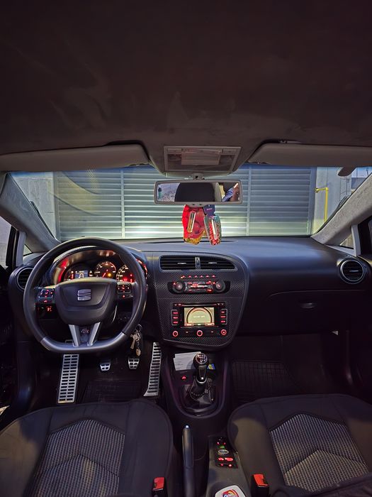 SEAT Leon 2012 — imagine 4