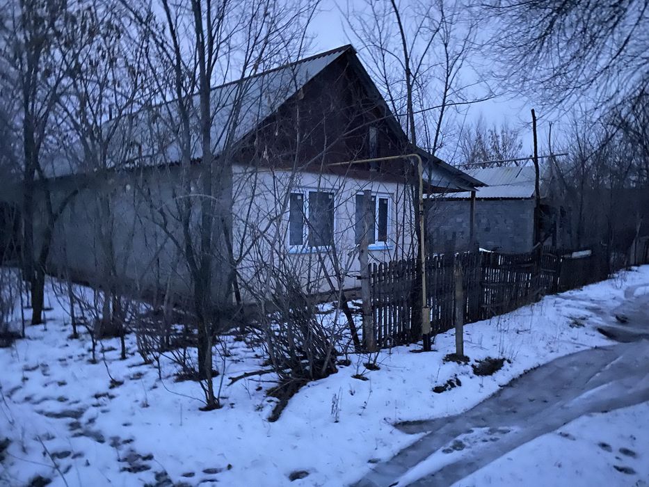 Продам дачный увасток в деркуле 6 соток