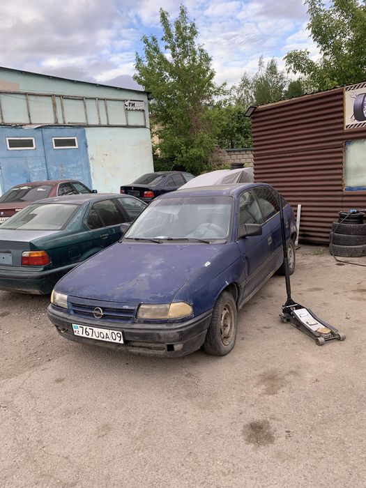 Продам opel astra 1992