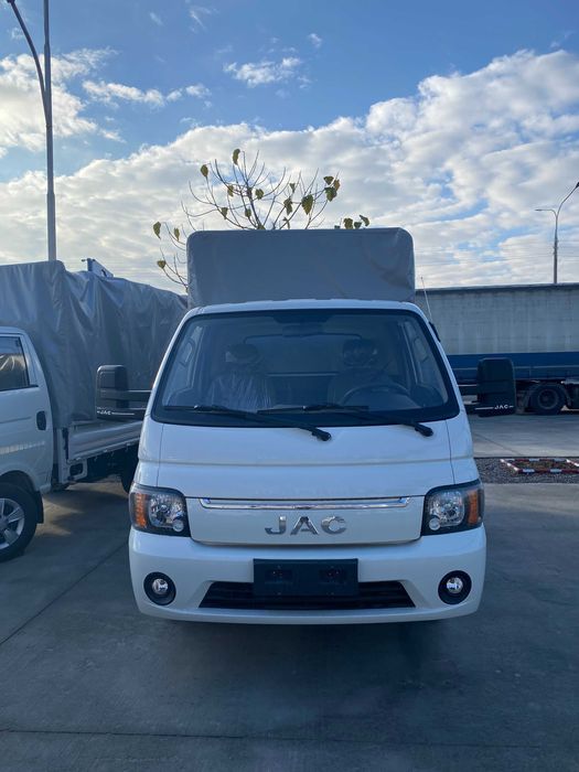 Jac X200 bartaviy tentofka furgon yuk mashinalari tayyor