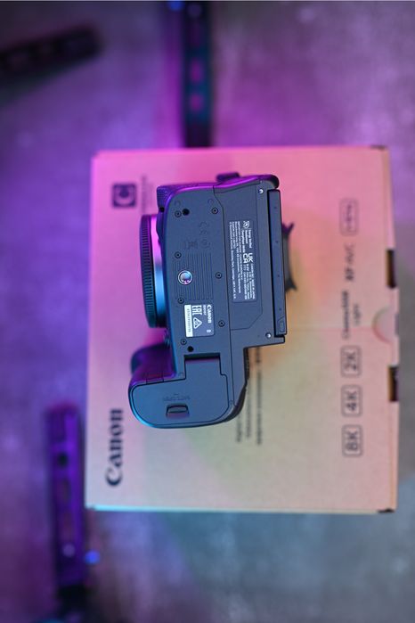 Камера\фотоапарат Canon EOS R5C 8K + обектив Canon RF 24-105 F2.8