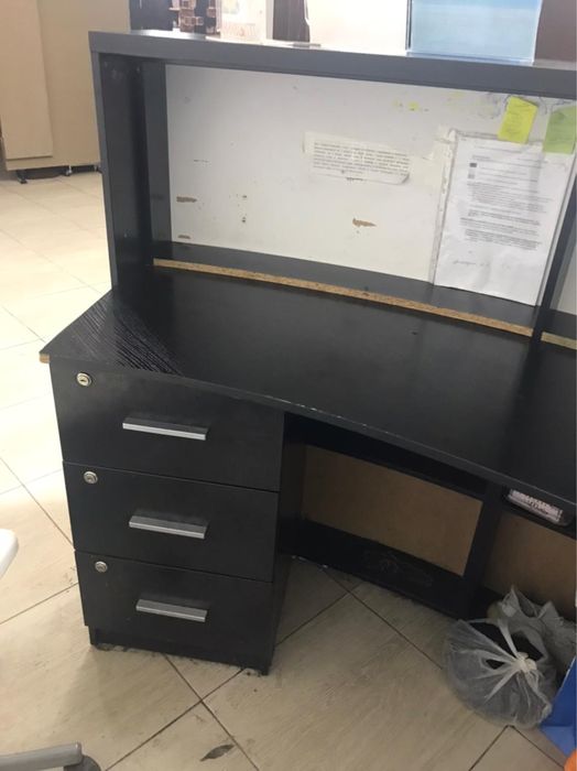 Стойка ресепшена