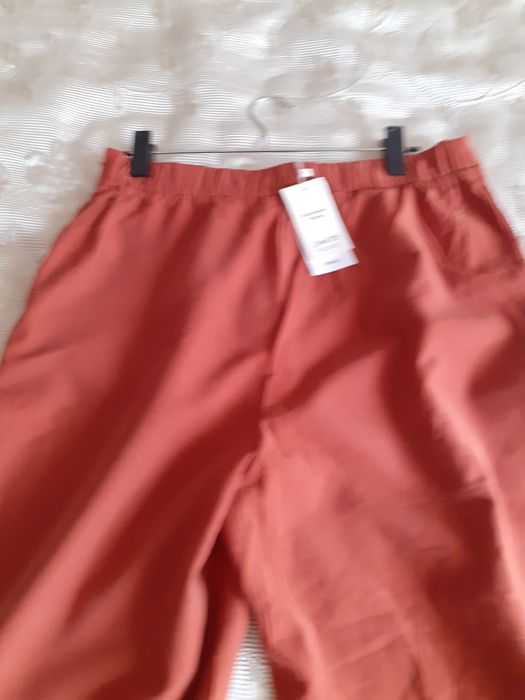 Pantaloni Mango ,noi,cu eticheta