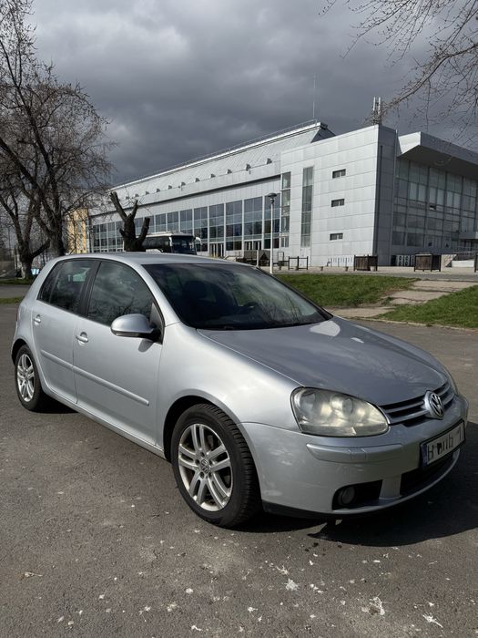 Volkswagen Golf 5 2.0 TDI 140 CP