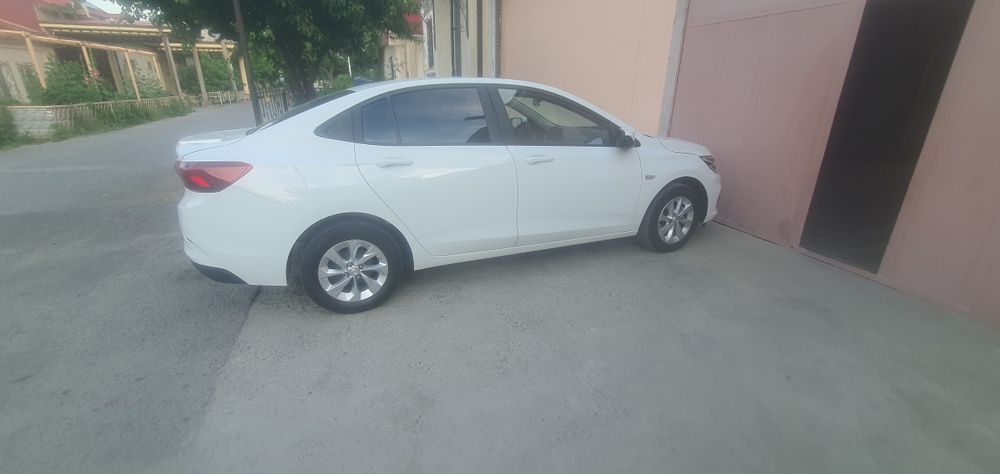 Onix 2025 4 позиция автомат