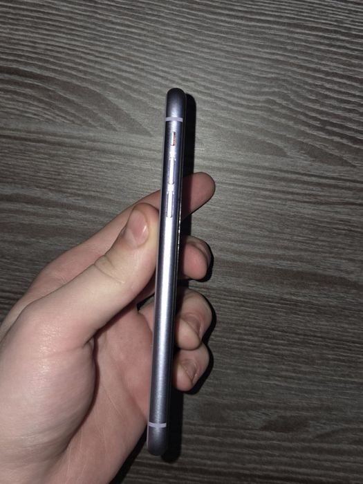 Iphone 11 / 128 gb / срочно