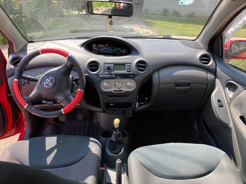 Toyota Yaris 2003 [OCAZIE!!! De Reparat]