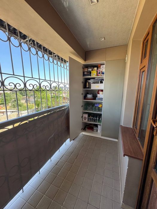 Продается 3 -х комн квартира. Своя просим маклеров не беспокоить