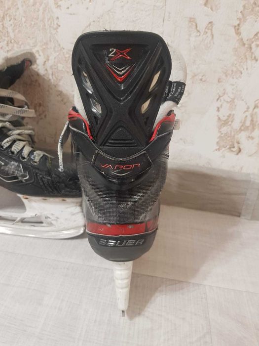 Коньки bauer vapor.