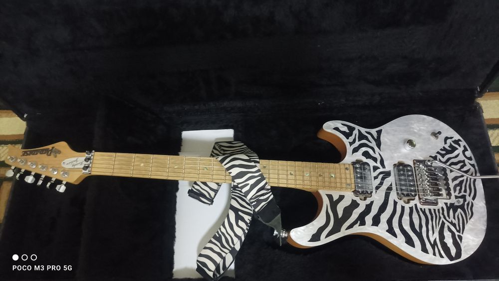 Elektr gitara original PARADISE