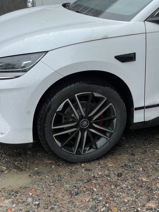 BYD Qin L 2025 — 2