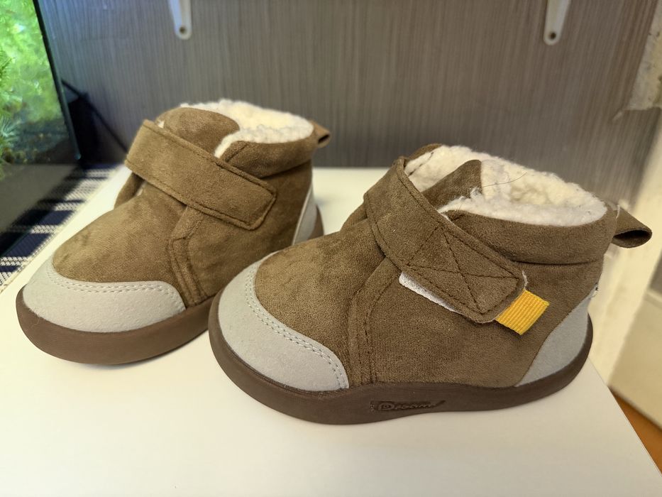 Ботинки новые одевали 2 раза