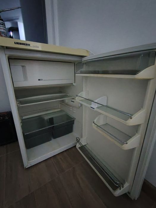 Хладилник с фризер Либхер