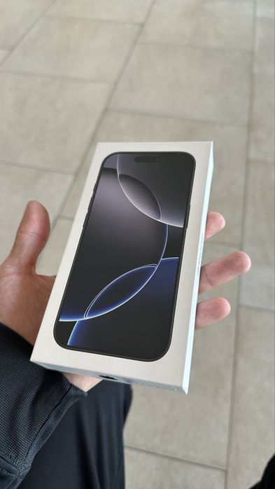 iPhone 16 pro 128гб