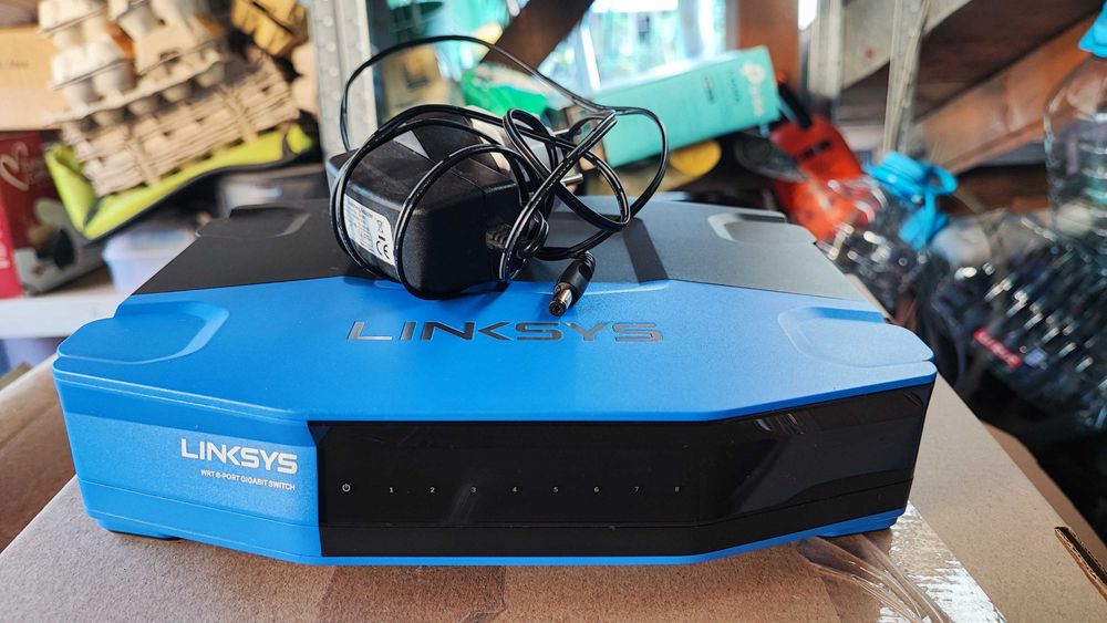 Linksys Switch SE4008 WRT 8-Port Gigabit