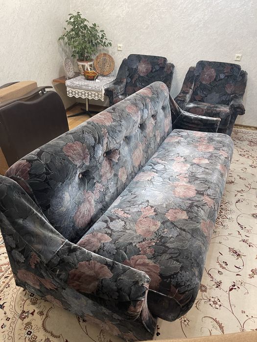 Диван и 2 кресла