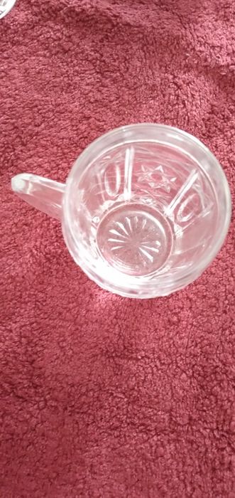 Кружки хрустальные.