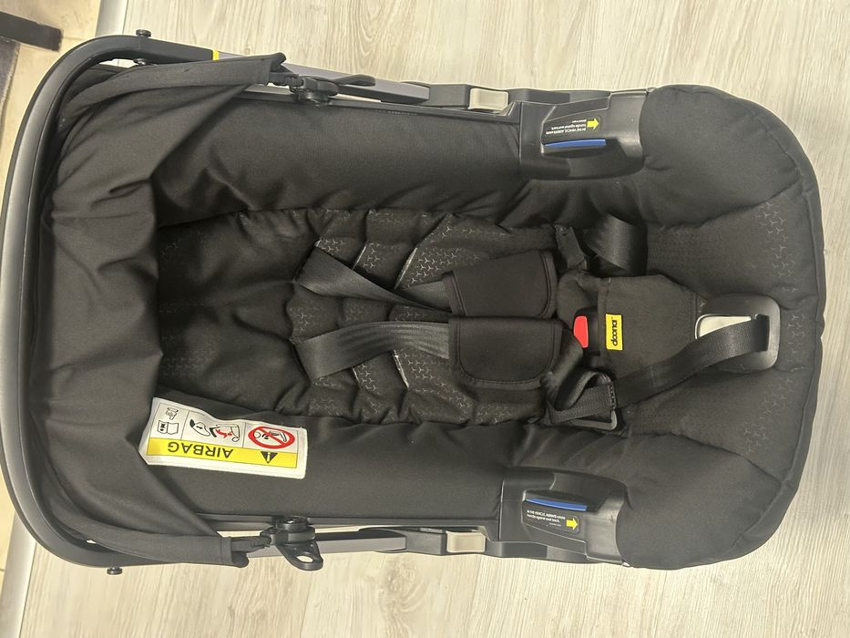 Carucior Scoica Doona 2 in 1 Negru – Set complet