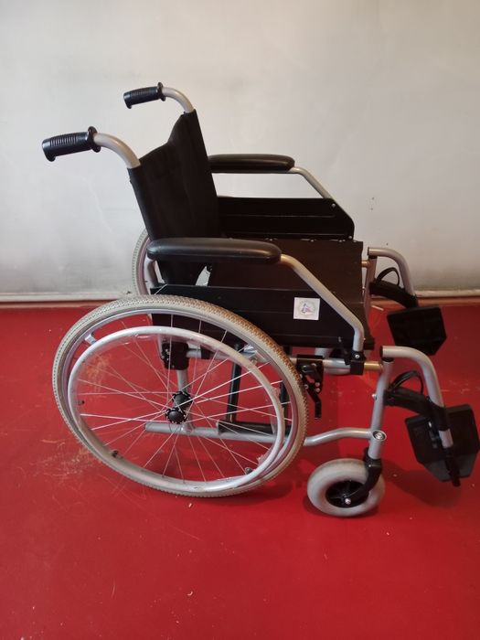 Продаётся инвалидная коляска