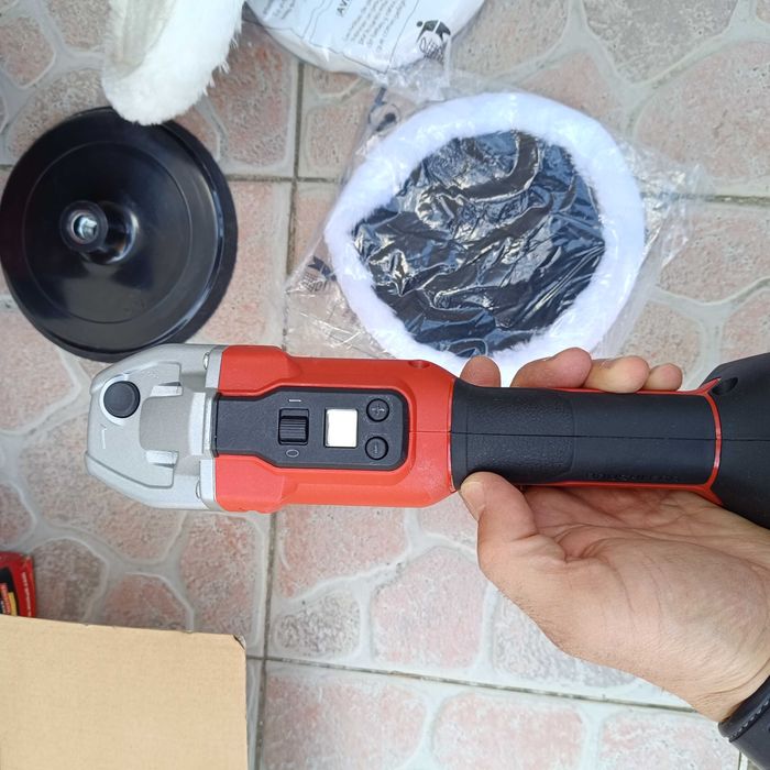 Акумулаторна полираща машина EINHELL