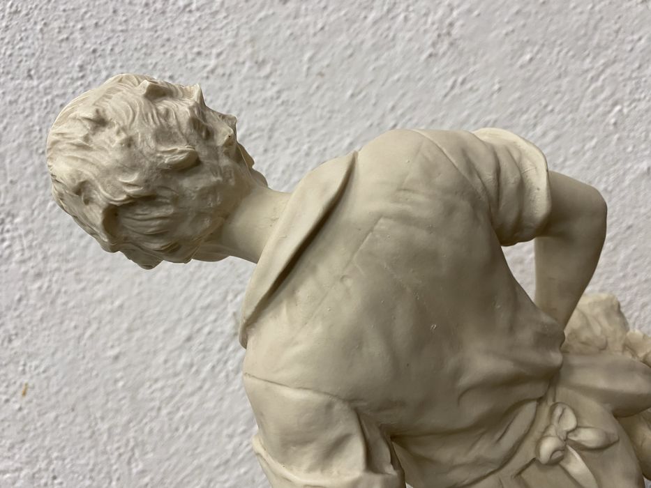 Италианска фигура от порцелан