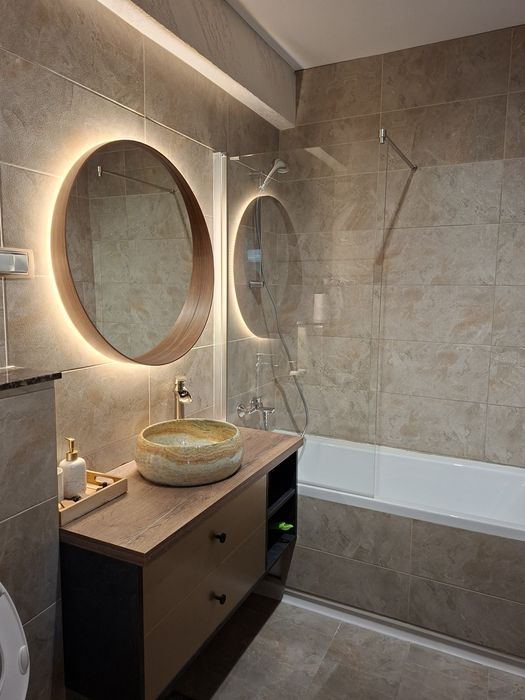 Inchiriez apartament 2 camere bloc Riviera