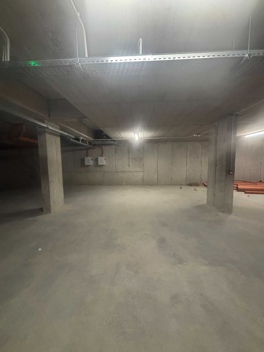 Продава се Тристаен апартамент в Карлово - 92 кв.м за 666 €/кв.м - Снимка #18