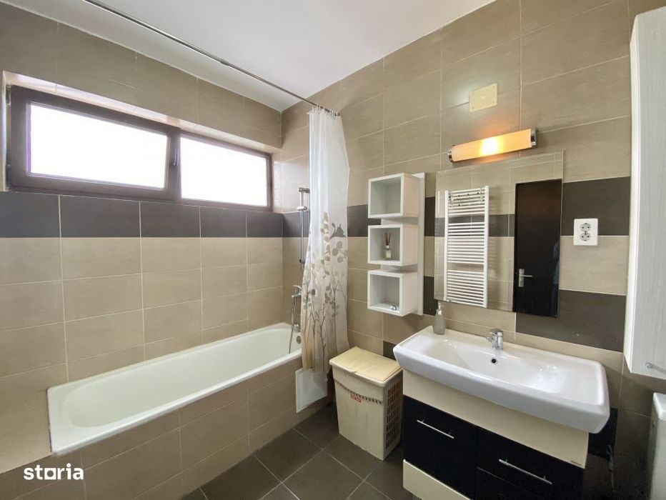 Apartament 3 camere, cartier Plopilor, zona Nobori, parcare