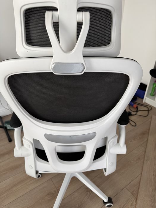 Vand scaun de birou ikea aproape nou