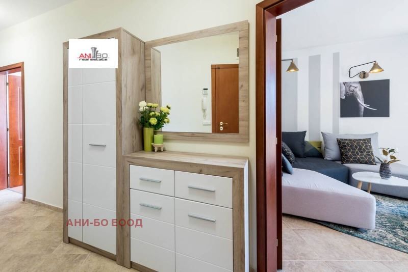 Дава се под наем Тристаен апартамент в Варна, Гръцка махала - 90 кв.м за 1196.97 € - Снимка #6