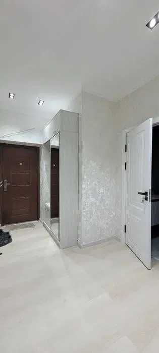 Квартира 2 ком со всеми удобствами, новый ремонт, сдается семье 600$