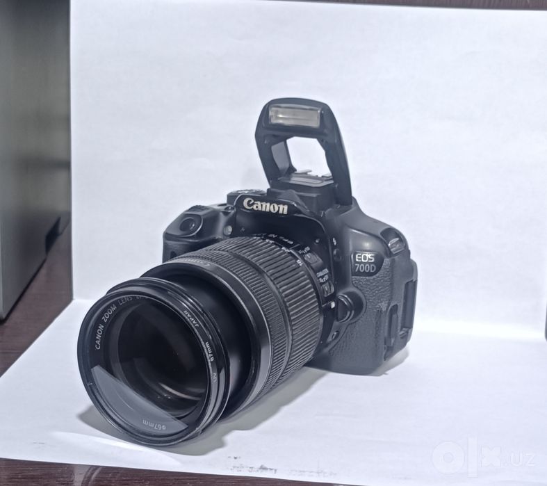 Canon EOS 700d fotoapparat sotiladi
