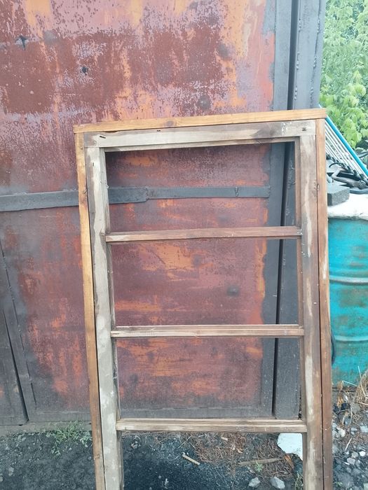Продам рамы деревянные