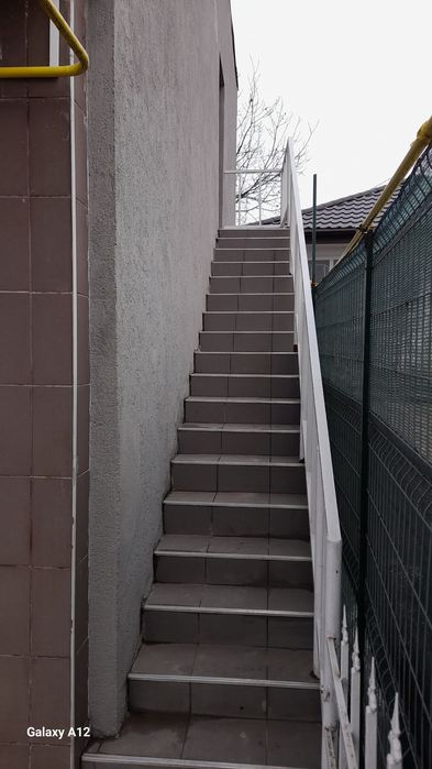 Vand Apartament cu 2 camere-Etajul 1+Terasa!Avans-20000 eur+Rate!