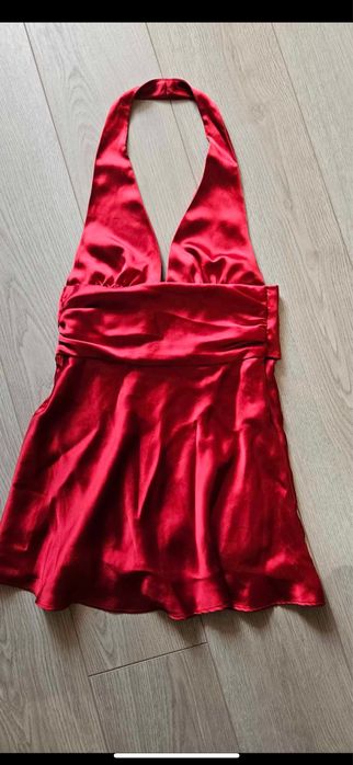 Червена Рокля Zara