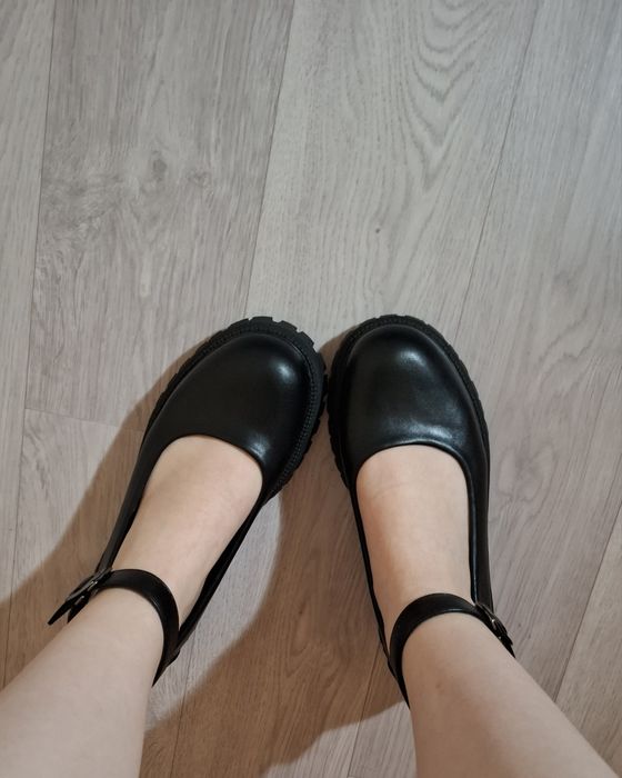 Женские туфли чёрные