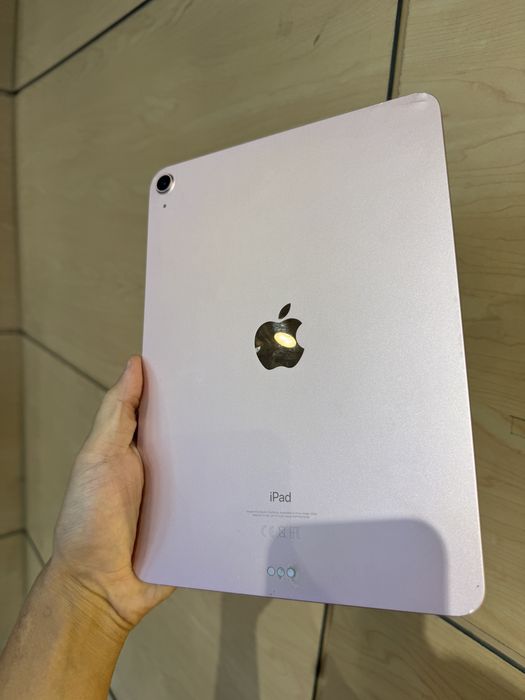 iPad Air 4 64g в хорошем состоянии