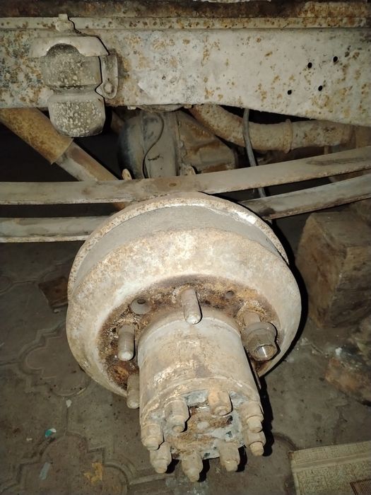 Продам задний мост