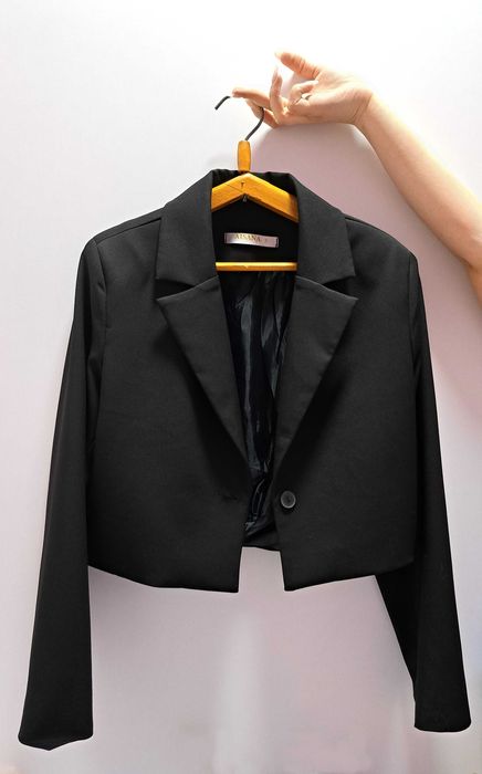 Жакет женский укороченный