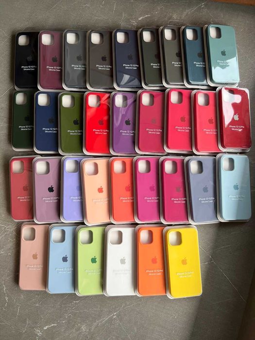 Lot de 267 Huse iPhone din Silicon de vanzare