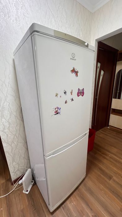 Холодильник индезит