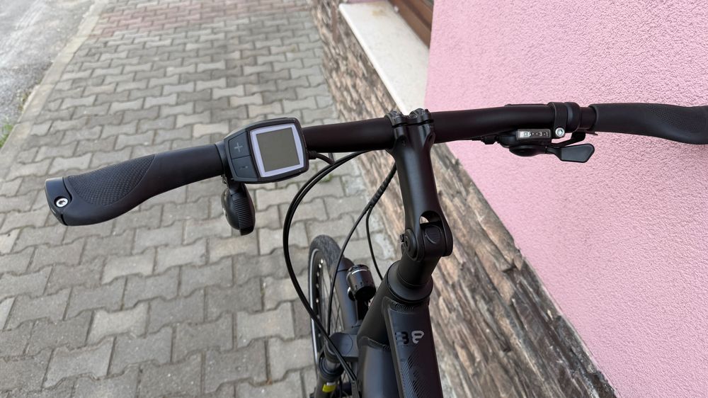 електрически велосипед RIXE