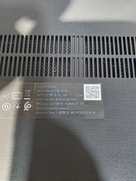 Продам ноутбук lenovo v15