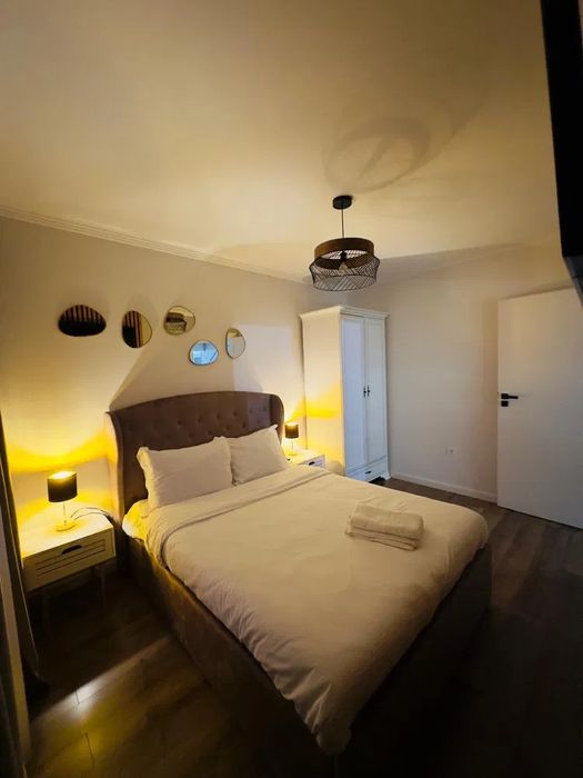 Închiriez apartament regim hotelier