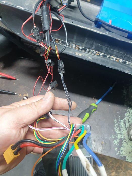 REPARATI TROTINETE Trotinete electrice