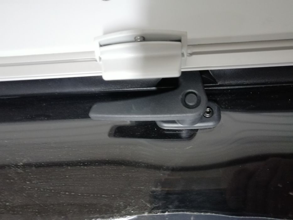 Прозорци  Dometic  за кемпер, каравана или бус , чисто нови.