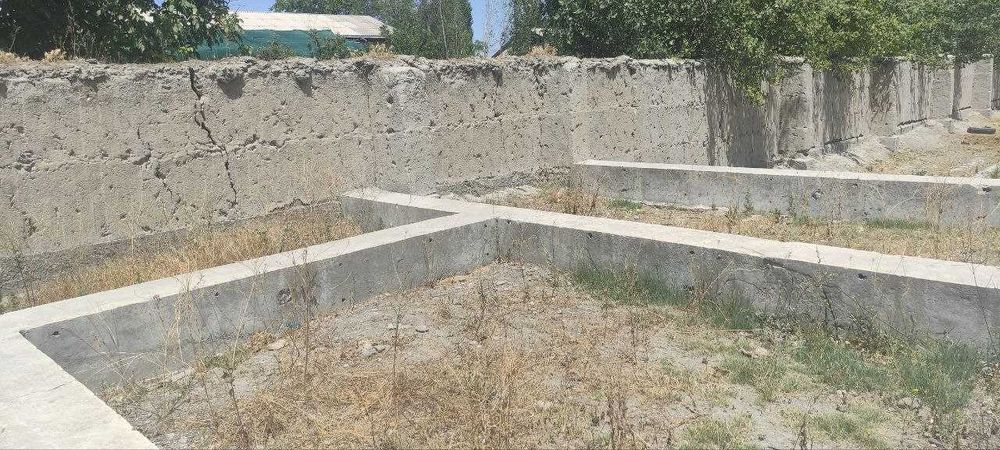 Ер участкаси сотилади. Продаётся участок земли.